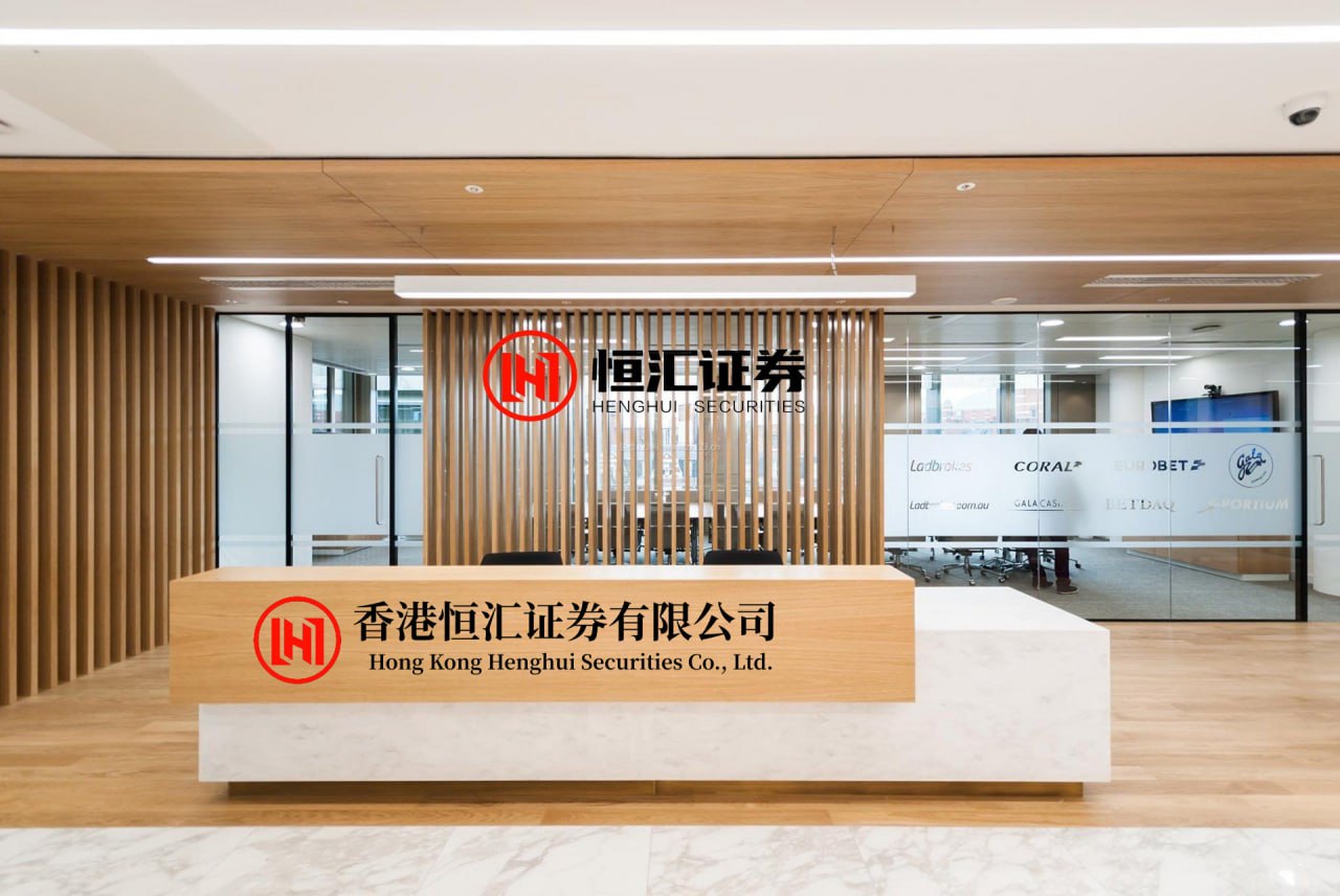 犀牛配资APP下载 外交部：中国为和平奔走的步伐不会停